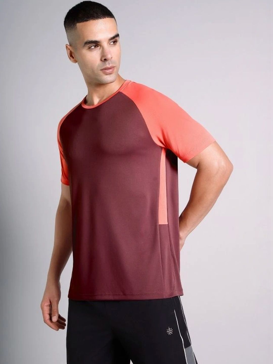 CULT Men Colourblocked Moisture Wicking T-shirt-picture-27