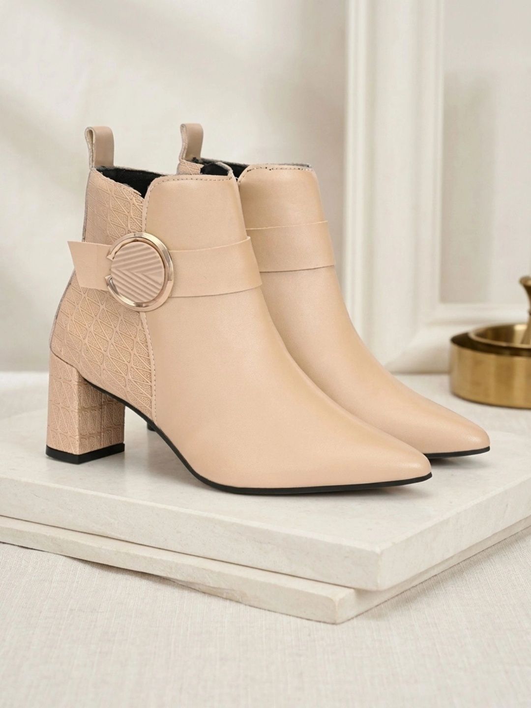 The Roadster Lifestyle Co Women Textured Pointed Toe Zip Regular Boots-picture-50