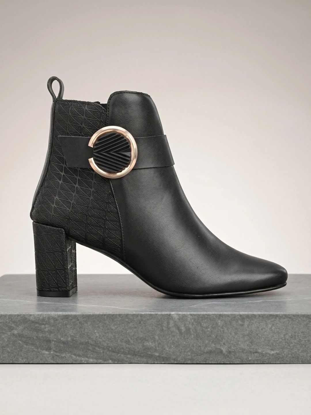 The Roadster Lifestyle Co Women Textured Pointed Toe Zip Regular Boots-picture-37