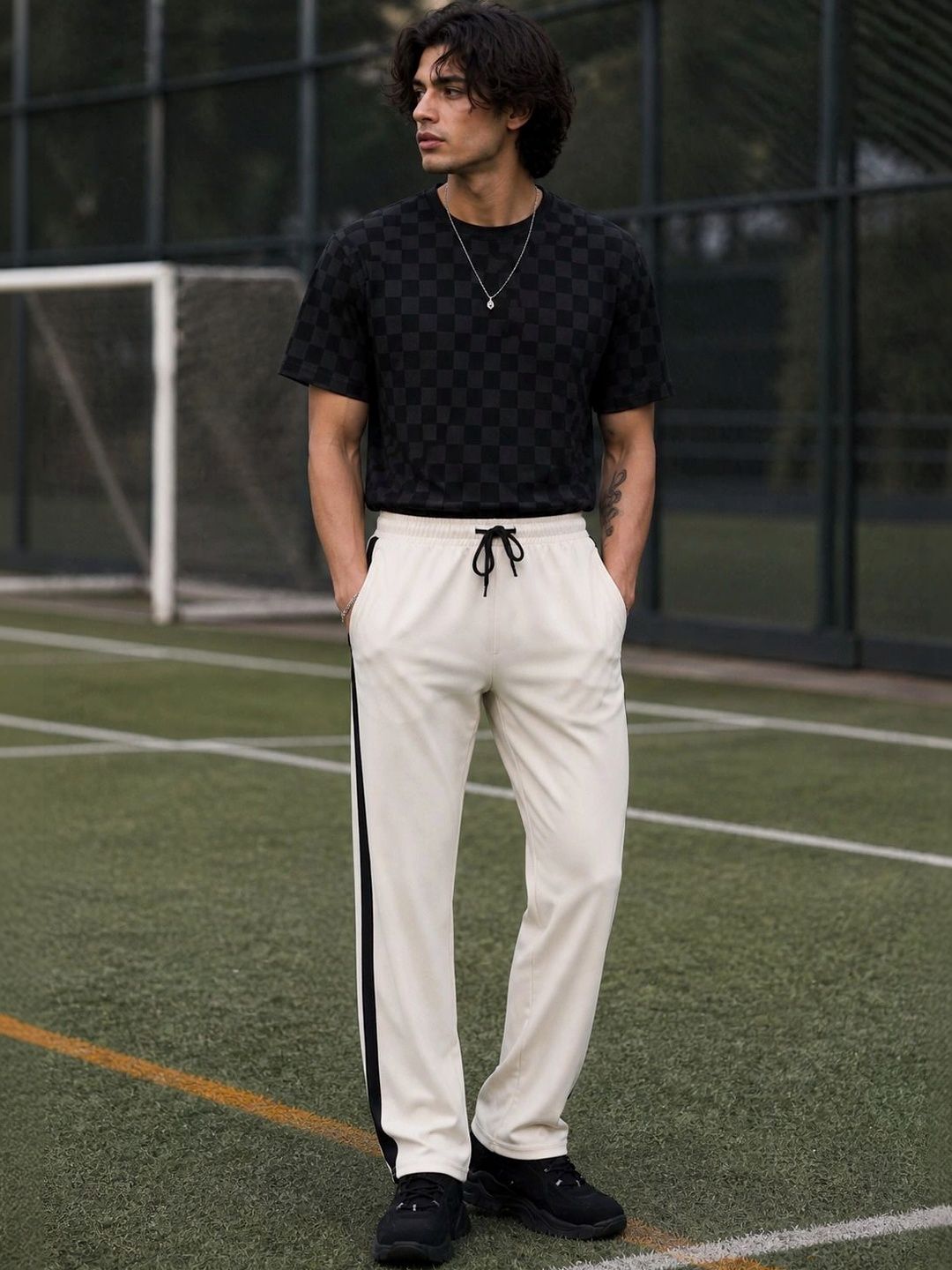HERE&NOW Men Regular Fit Colourblocked Training Track Pants-picture-29