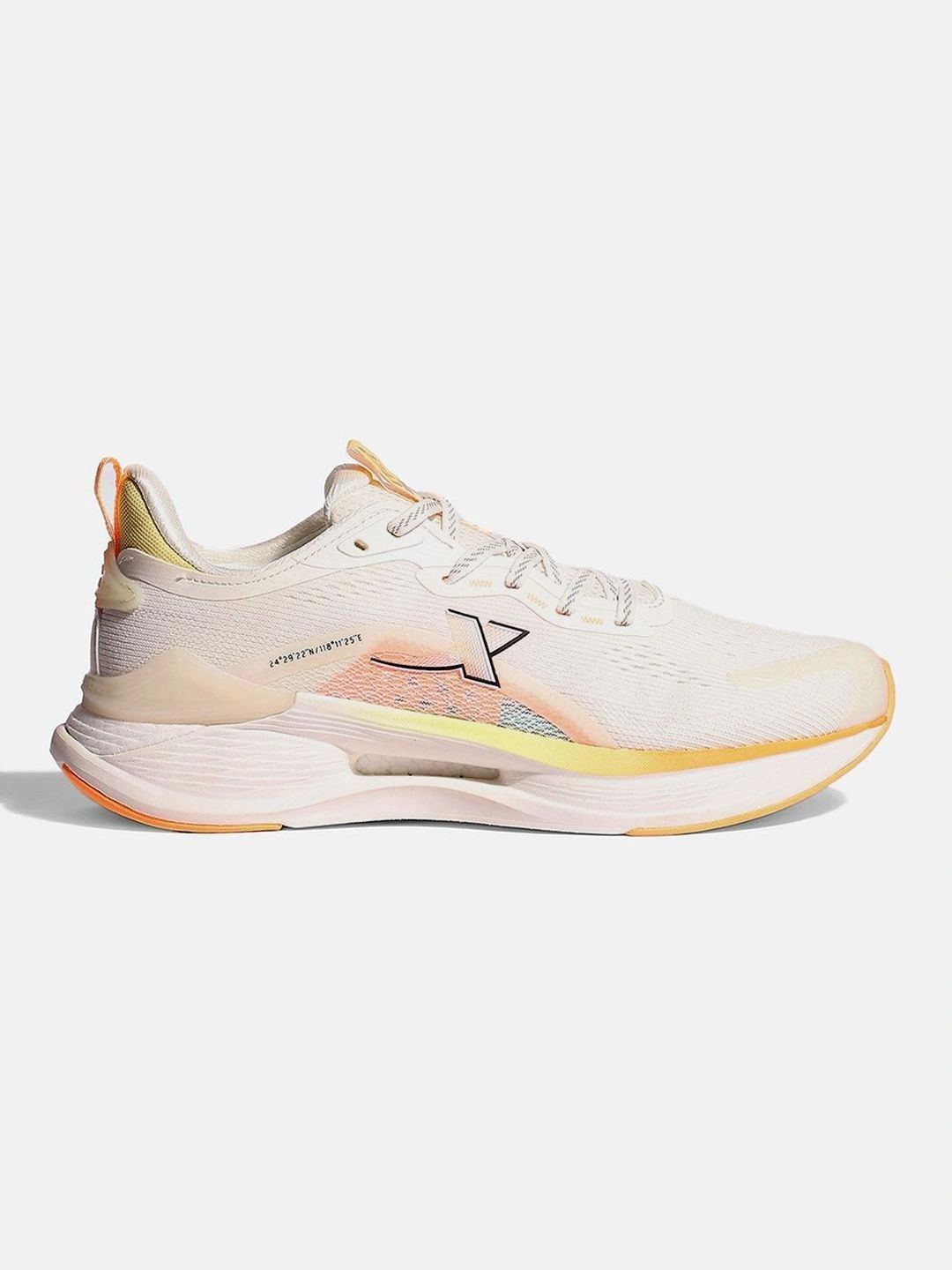 Xtep Women Textile Running Shoes-image-25