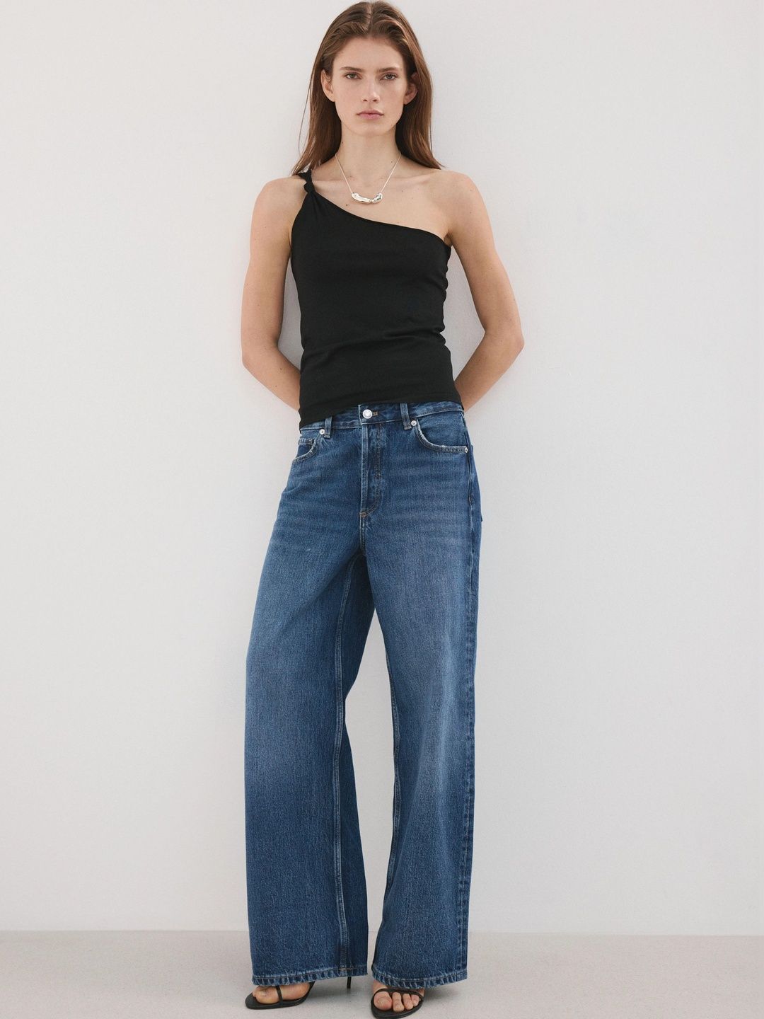 MANGO Women Straight Fit Mid-Rise Light Fade Jeans-picture-26