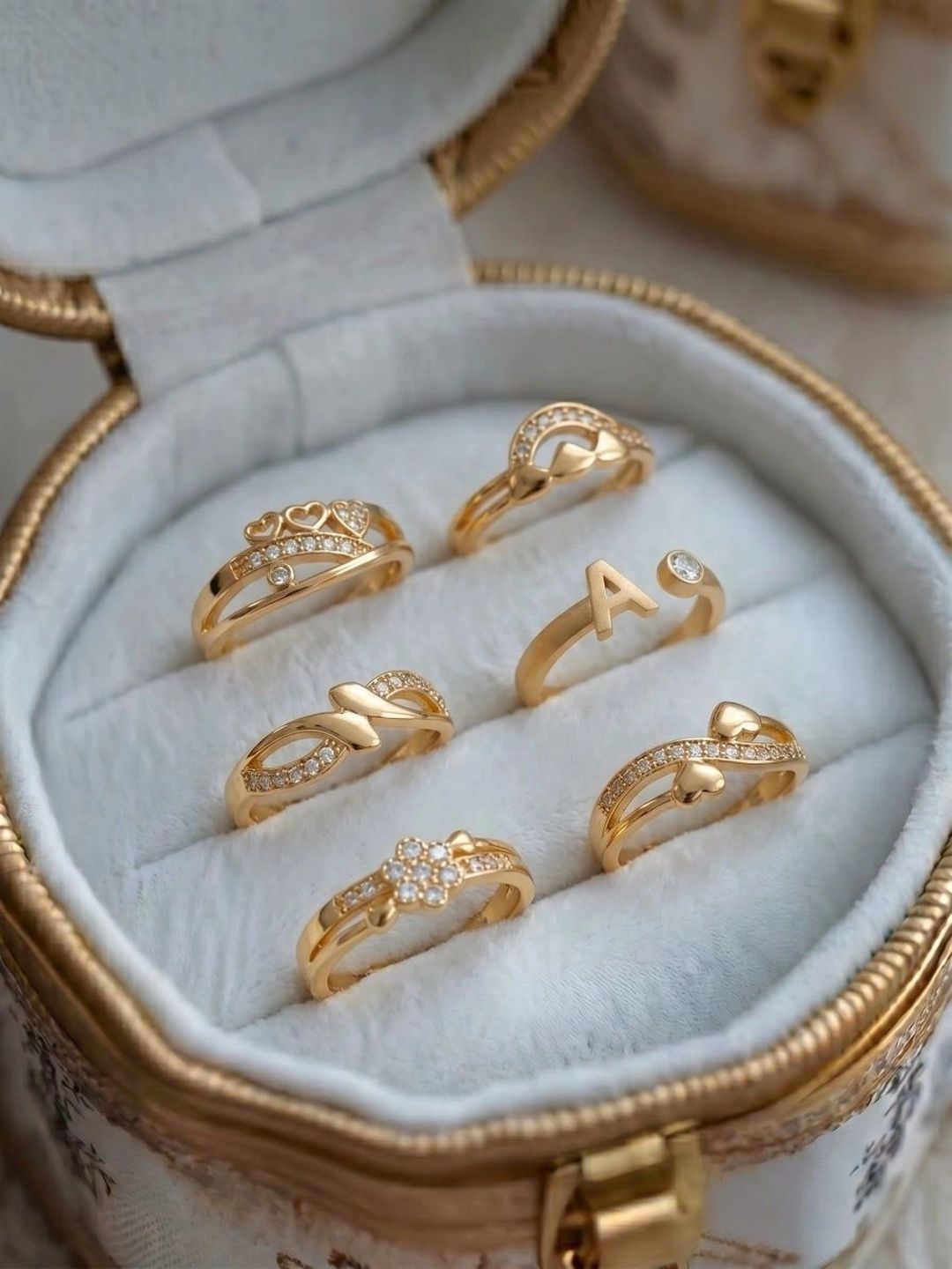 Sangria Women Set of 6 Gold-Plated American Diamond Finger Ring-picture-33
