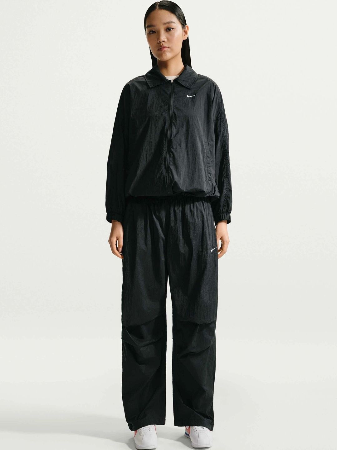 Nike Sportswear Women's Mid-Rise Lightweight UV Trousers-picture-11