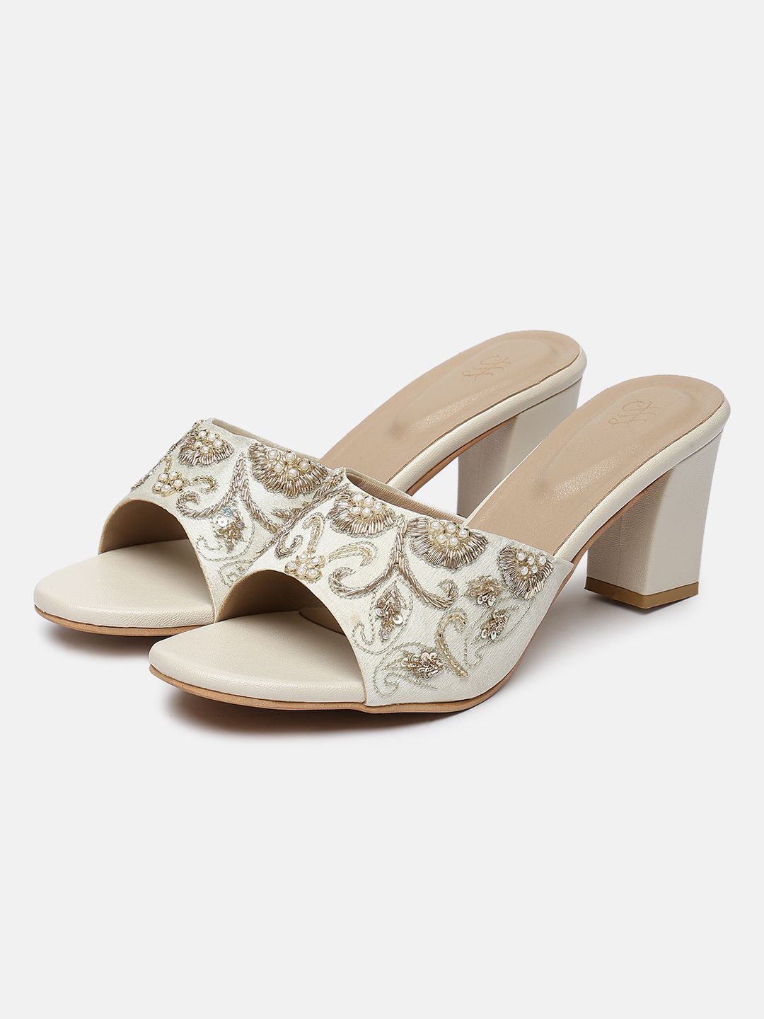 House of Pataudi Ethnic Embellished Block Heeled Sandals-picture-29
