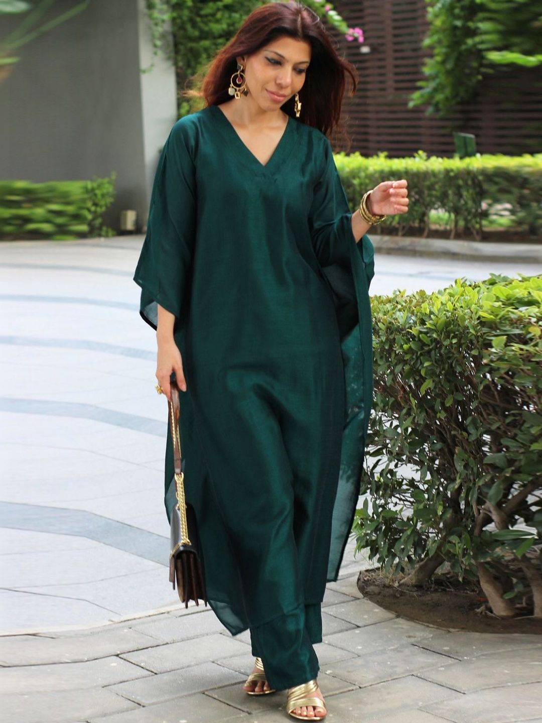 GoSriKi Women Regular Kurta with Trousers-image-42