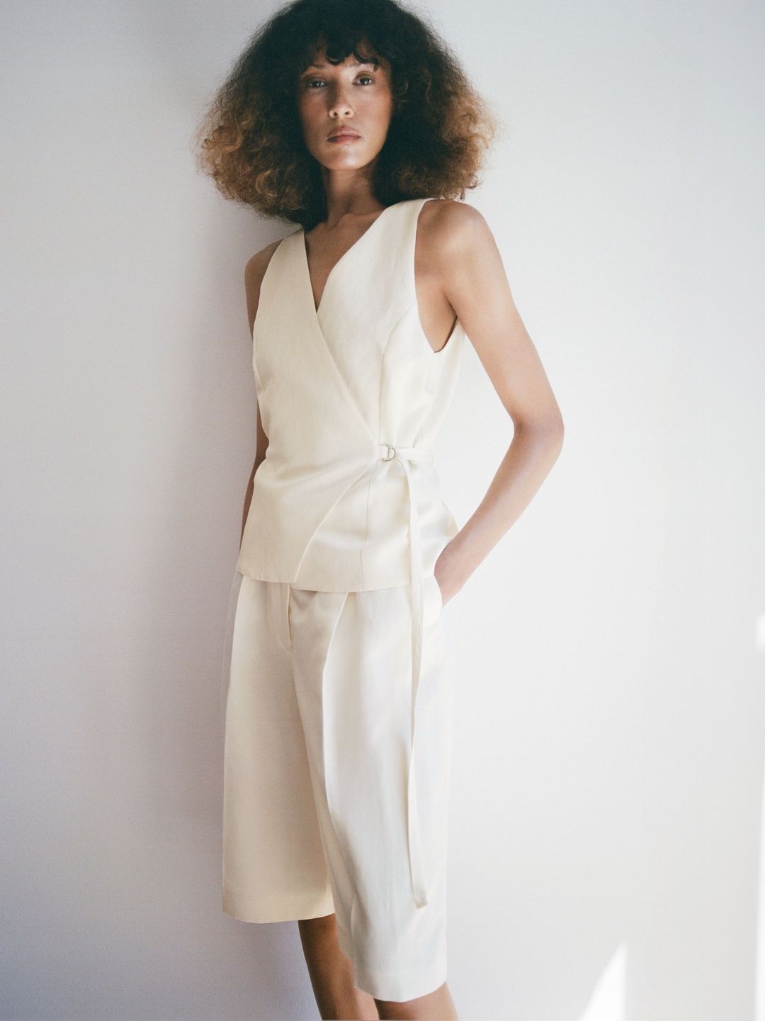 MANGO V-Neck Capri Jumpsuit-picture-15