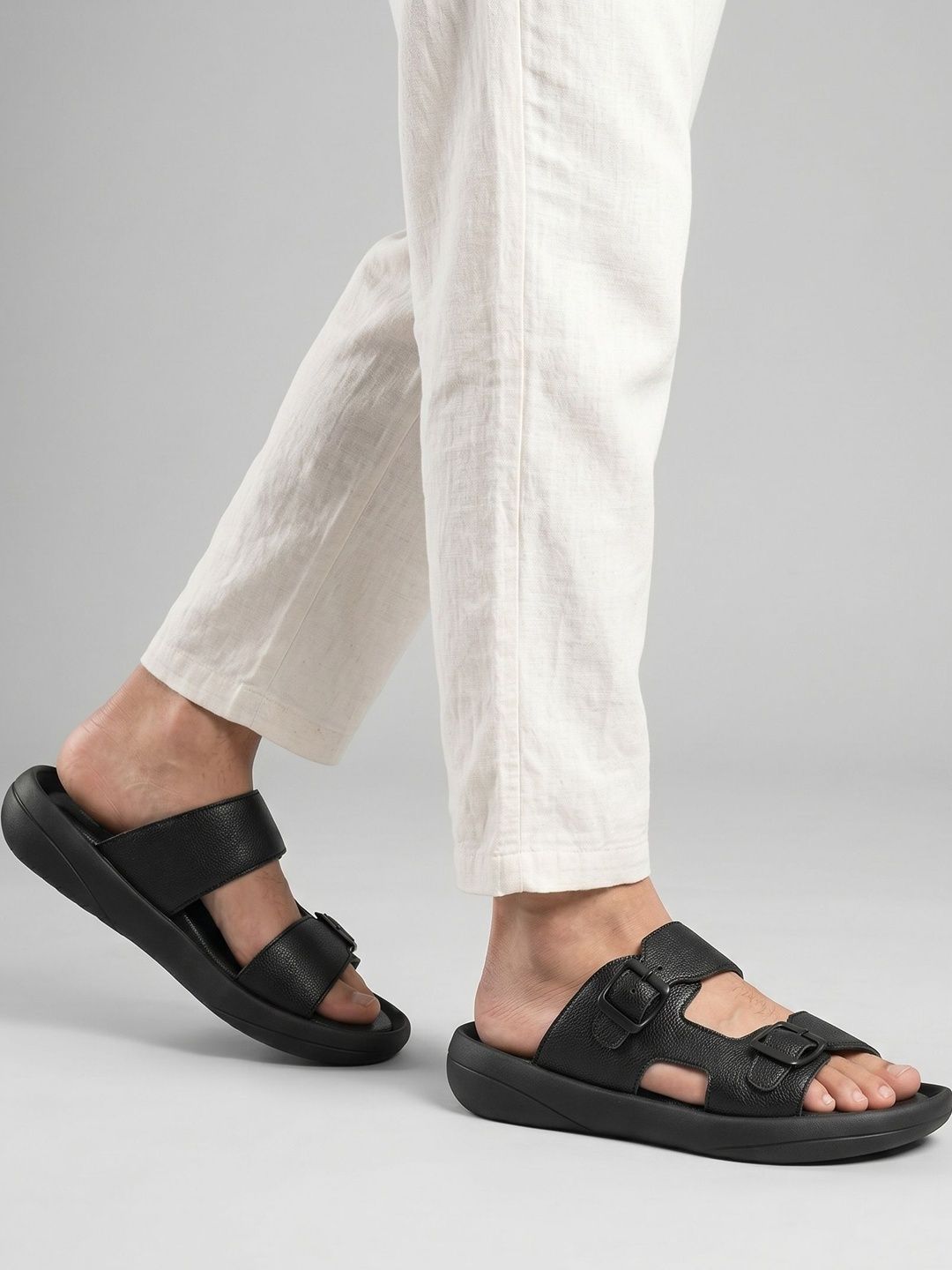 Roadster Men Comfort Sandals-picture-21