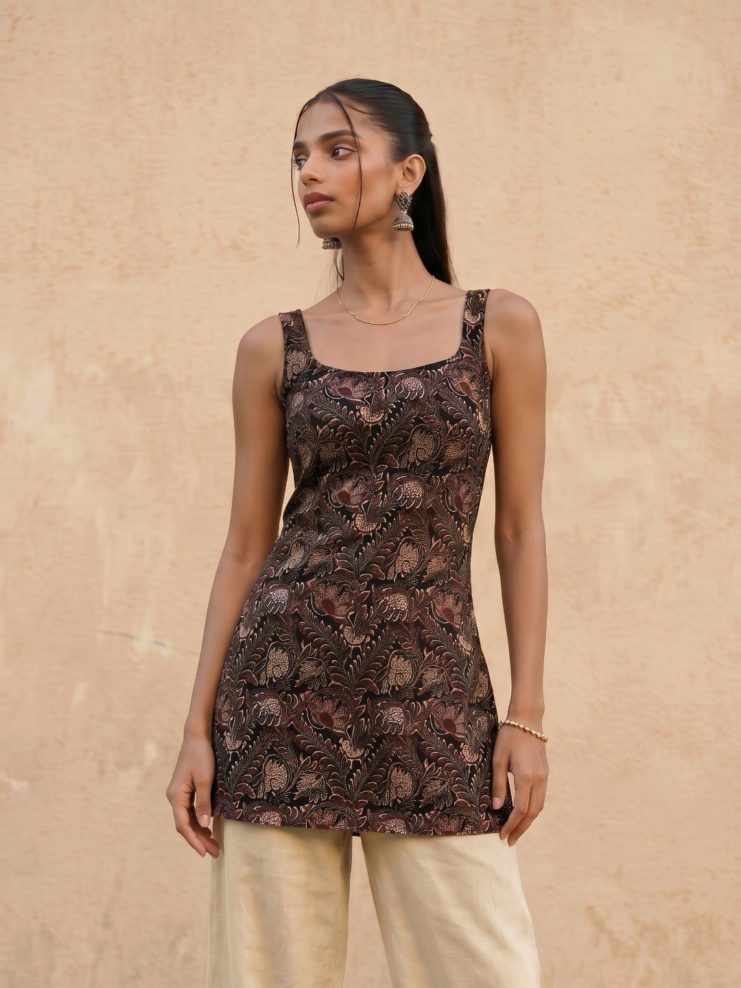 fusion by glitchez Floral Printed Square Neck Straight Kurti-image-46
