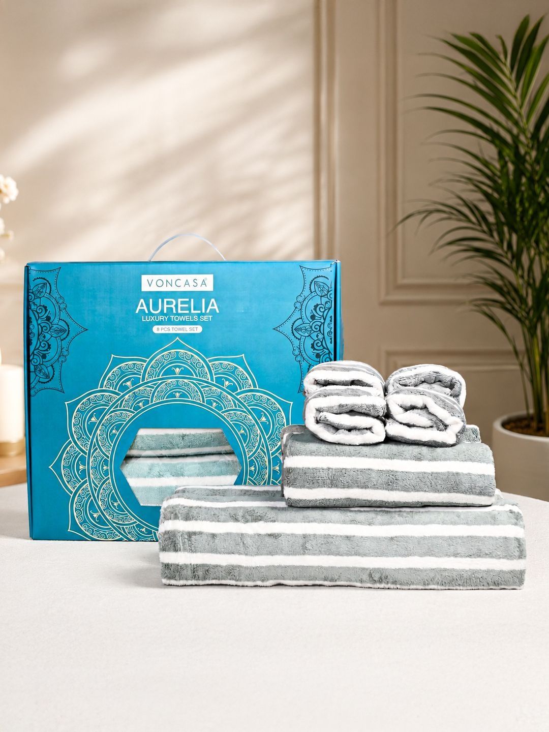 MARKET99 Set of 8 Grey & White Striped 290 GSM Microfiber Towels-image-21