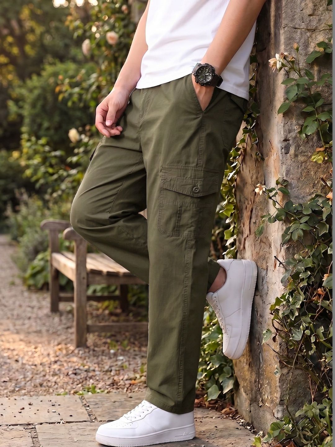 Roadster Men Relaxed Cargos Trousers-picture-15