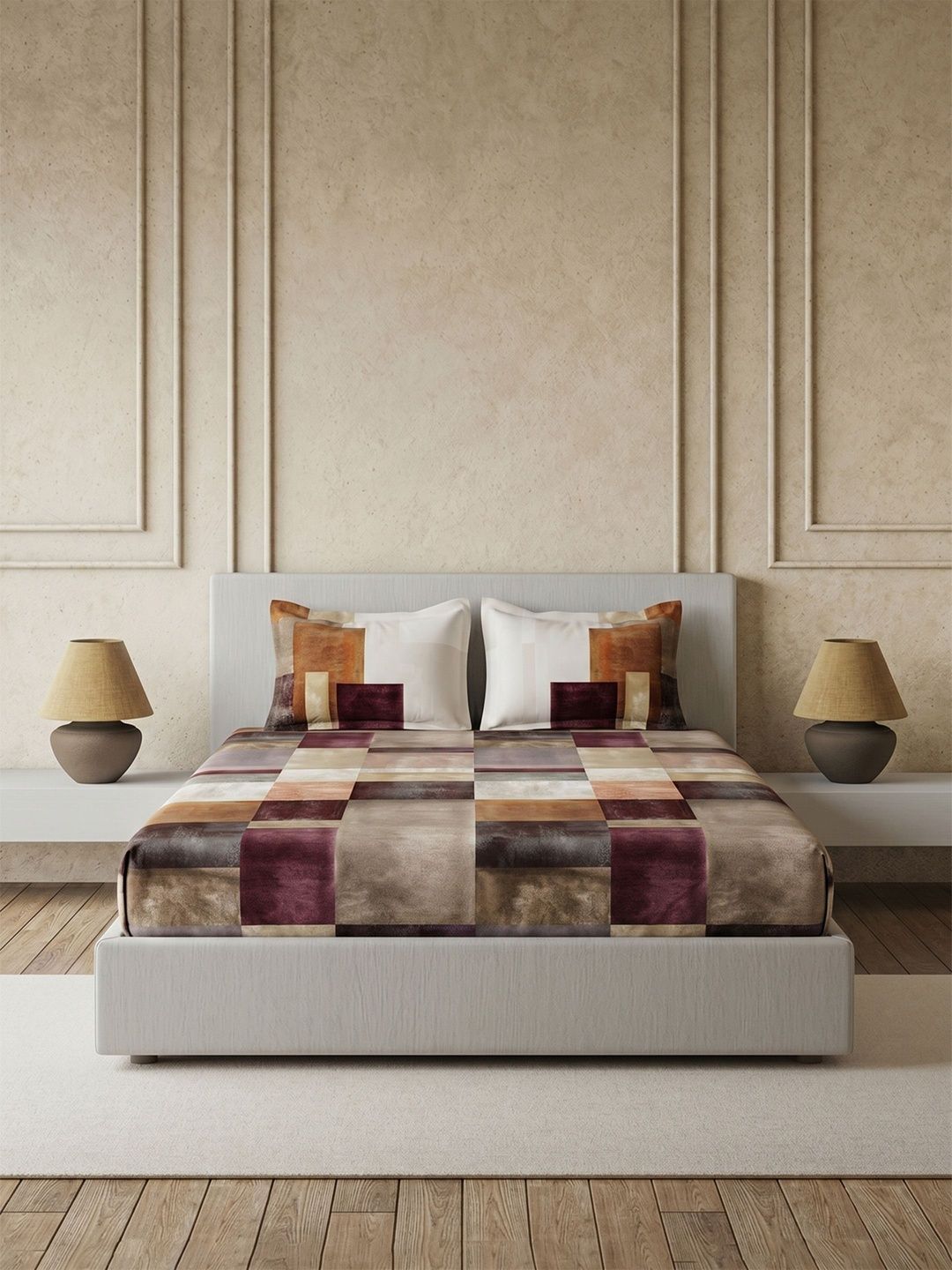 DDecor Maroon & Cream-Coloured Geometric 144 TC King Bedsheet with 2 Pillow Covers-image-9