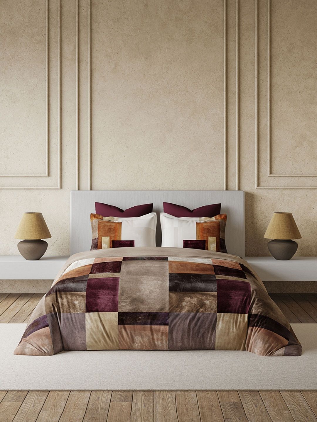 DDecor Burgundy & Beige Geometric Cotton 4 Piece Double King Regular Bedding Set-image-4