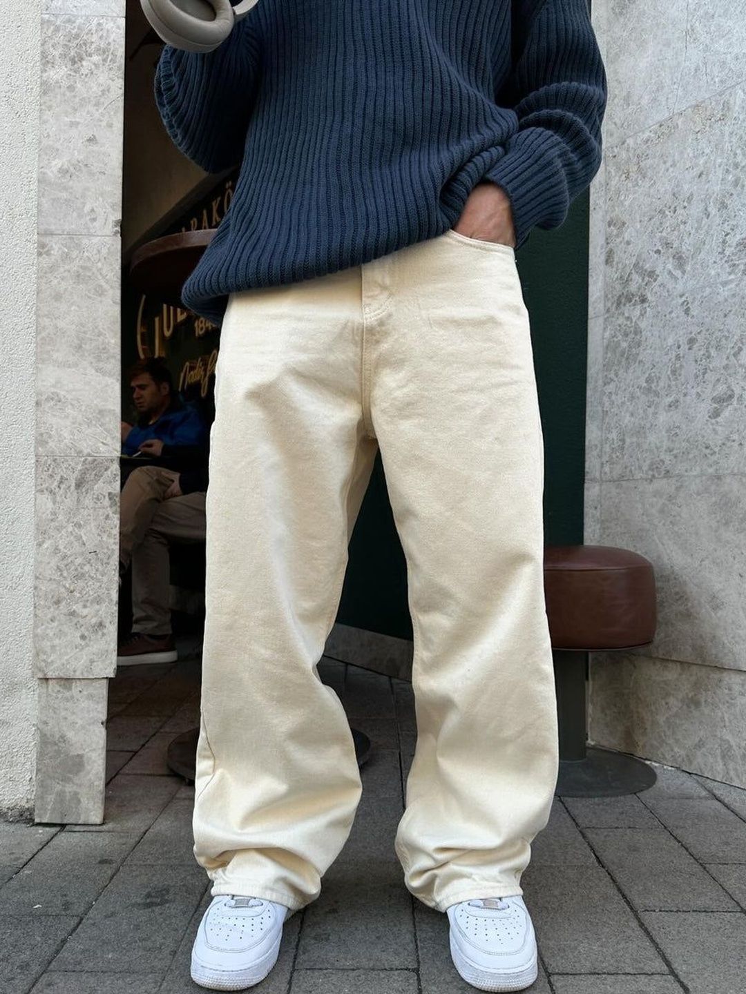 dolsia Men Flared Mid-Rise Jeans-picture-32
