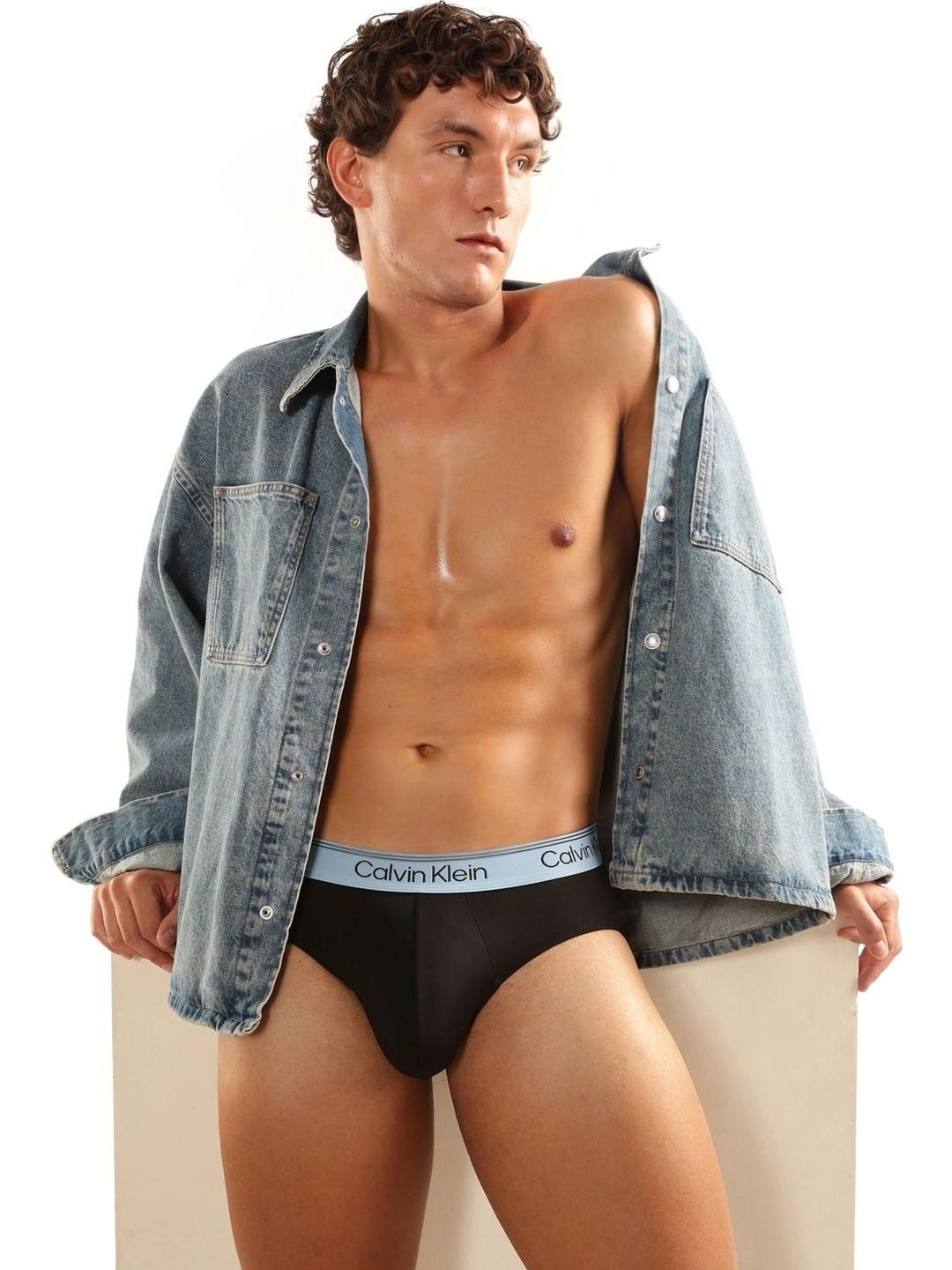 Calvin Klein Underwear Men Pack of 3 Assorted Bikini-picture-20