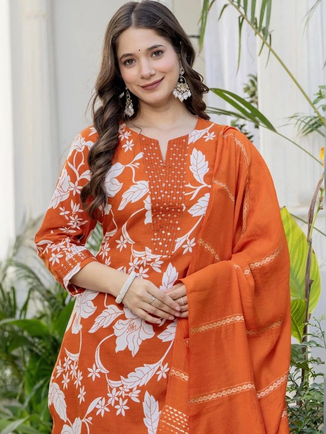 KJTRENDS Women Floral Printed Regular Sequinned Pure Cotton Kurta with Trousers & With Dupatta-picture-28