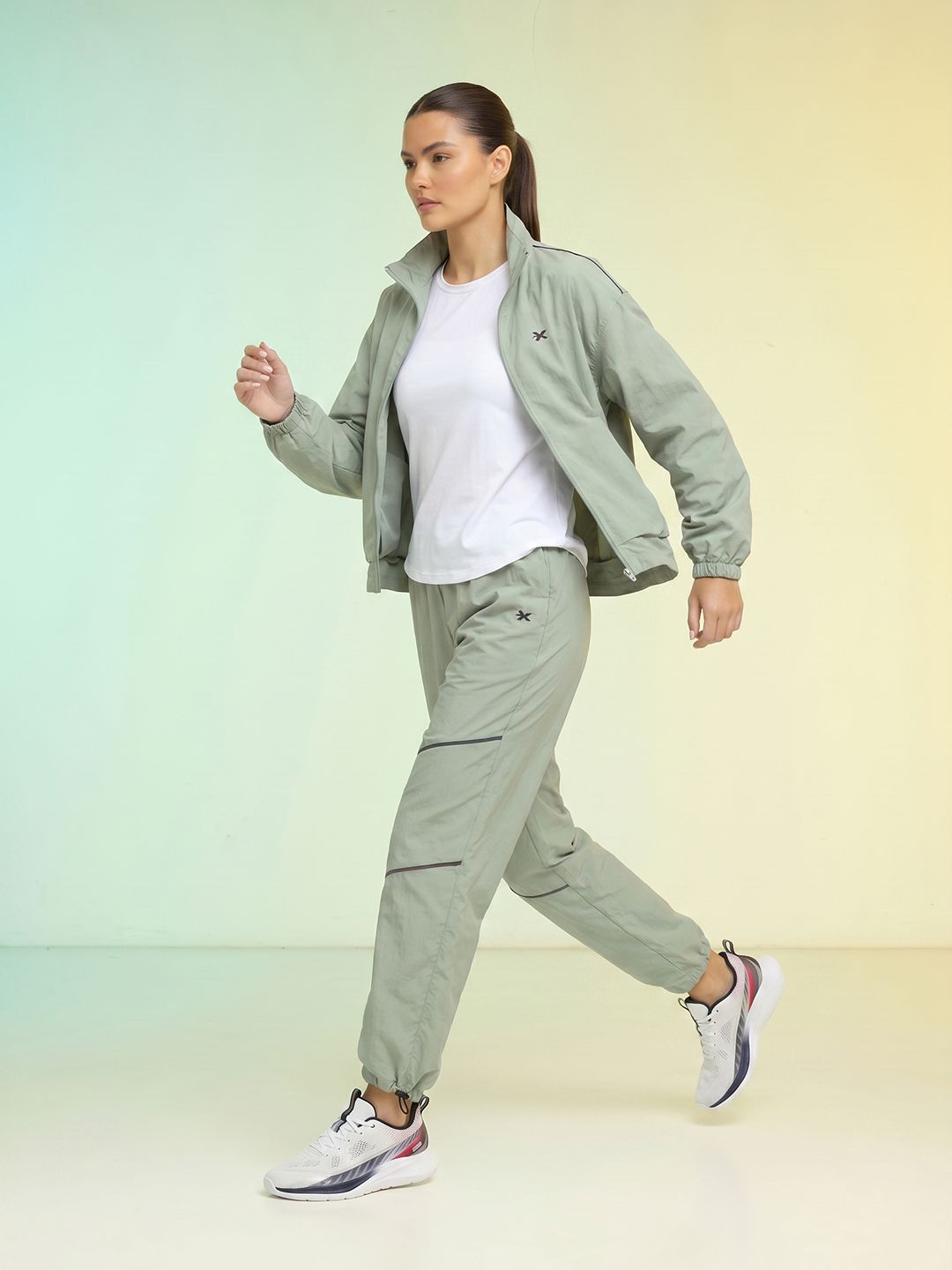 HRX by Hrithik Roshan Women Mid-Rise Running Track Suits-picture-43