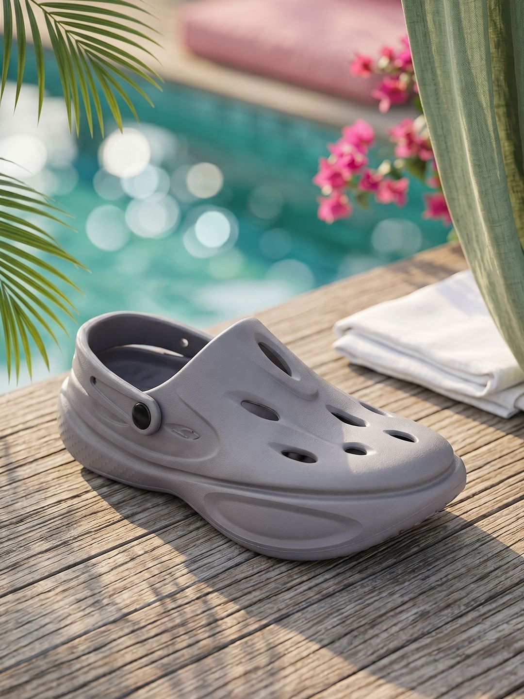 HRX by Hrithik Roshan Men Clogs-picture-46