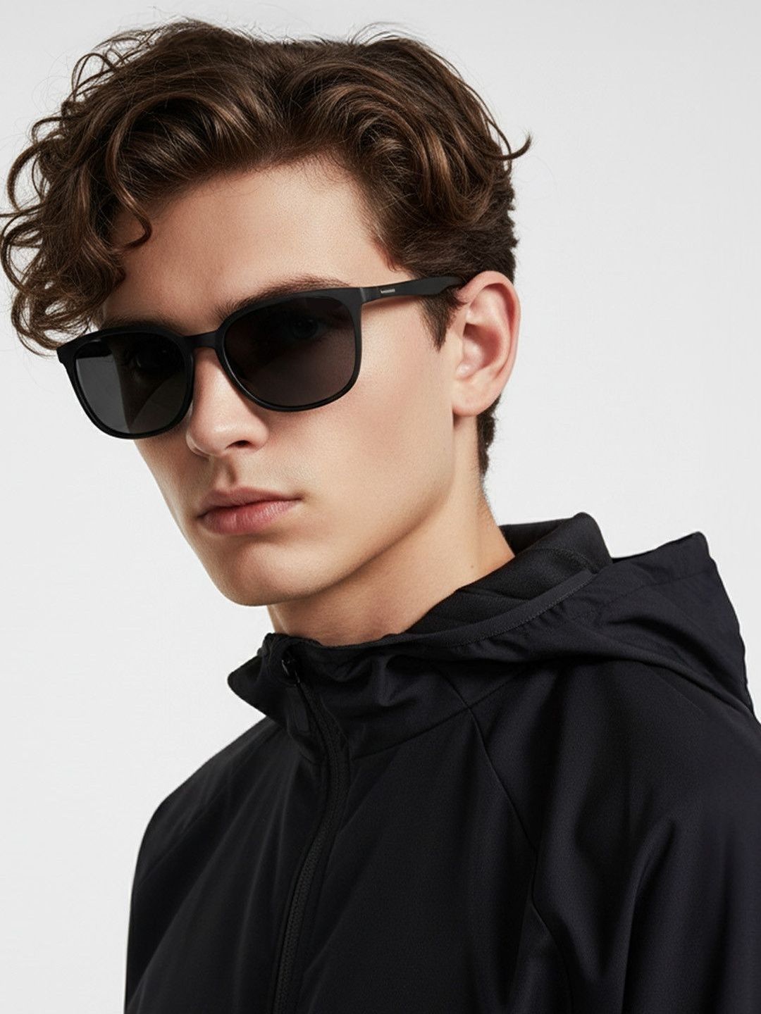 Vincent Chase Unisex Square Polarised and UV Protected Lens Sunglasses 237668