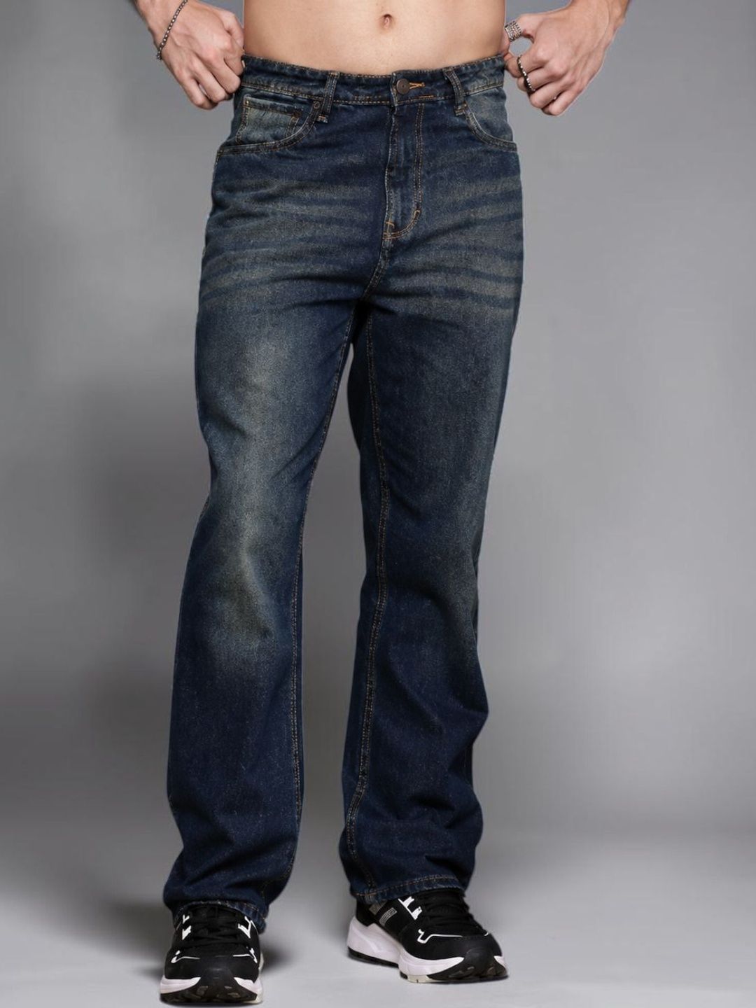 Mast & Harbour Men Jean Straight Fit Mid-Rise Low Distress Light Fade Stretchable Jeans