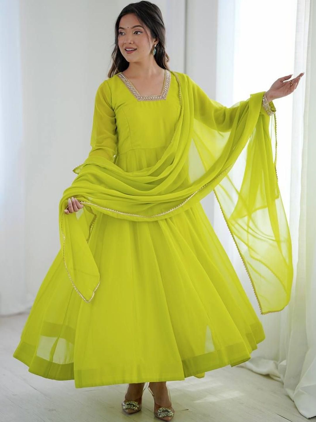 LEGEND WEAR Women Empire Kurta with Trousers & With Dupatta