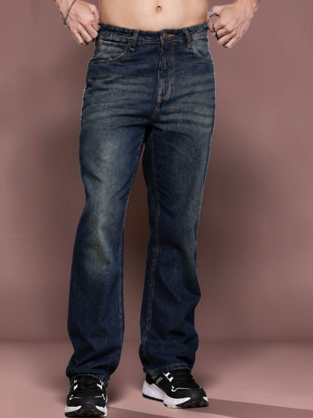 Mast & Harbour Men Jean Straight Fit Mid-Rise Light Fade Stretchable Jeans
