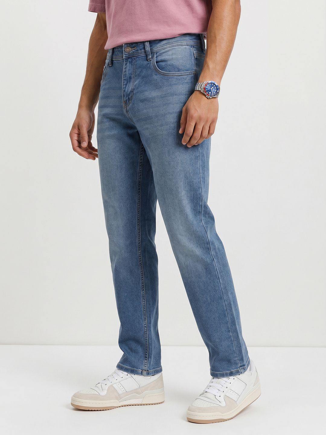 The Roadster Life Co. Men Straight Fit Light Fade Stretchable Jeans-picture-46