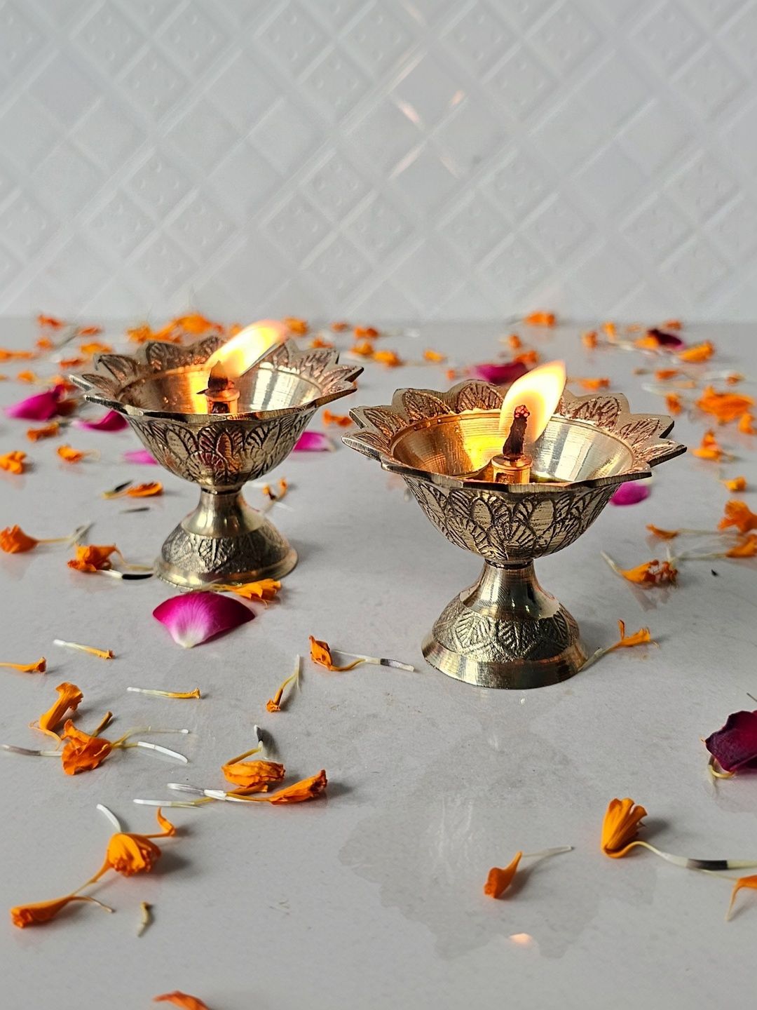 DARPAN KALA 2 Pieces Diyas Hand Etched Diwali Diyas-picture-26
