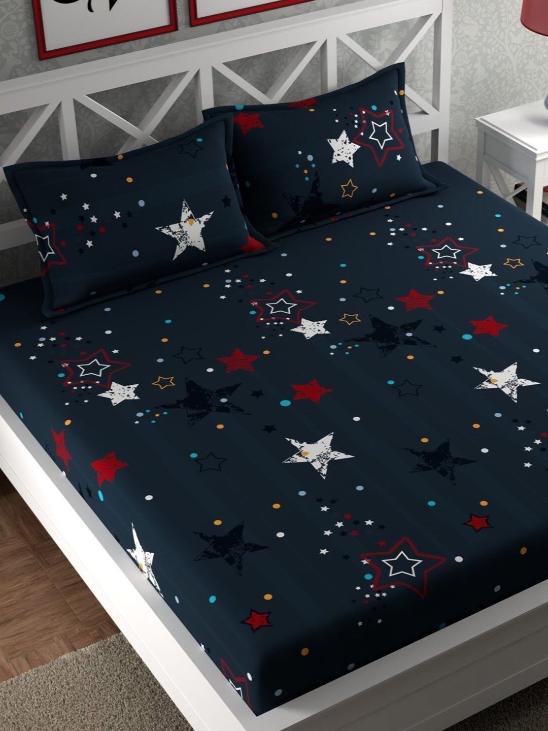Aura Navy Blue & Red Graphic 180 TC Bedsheet with 2 Pillow Covers-image-6