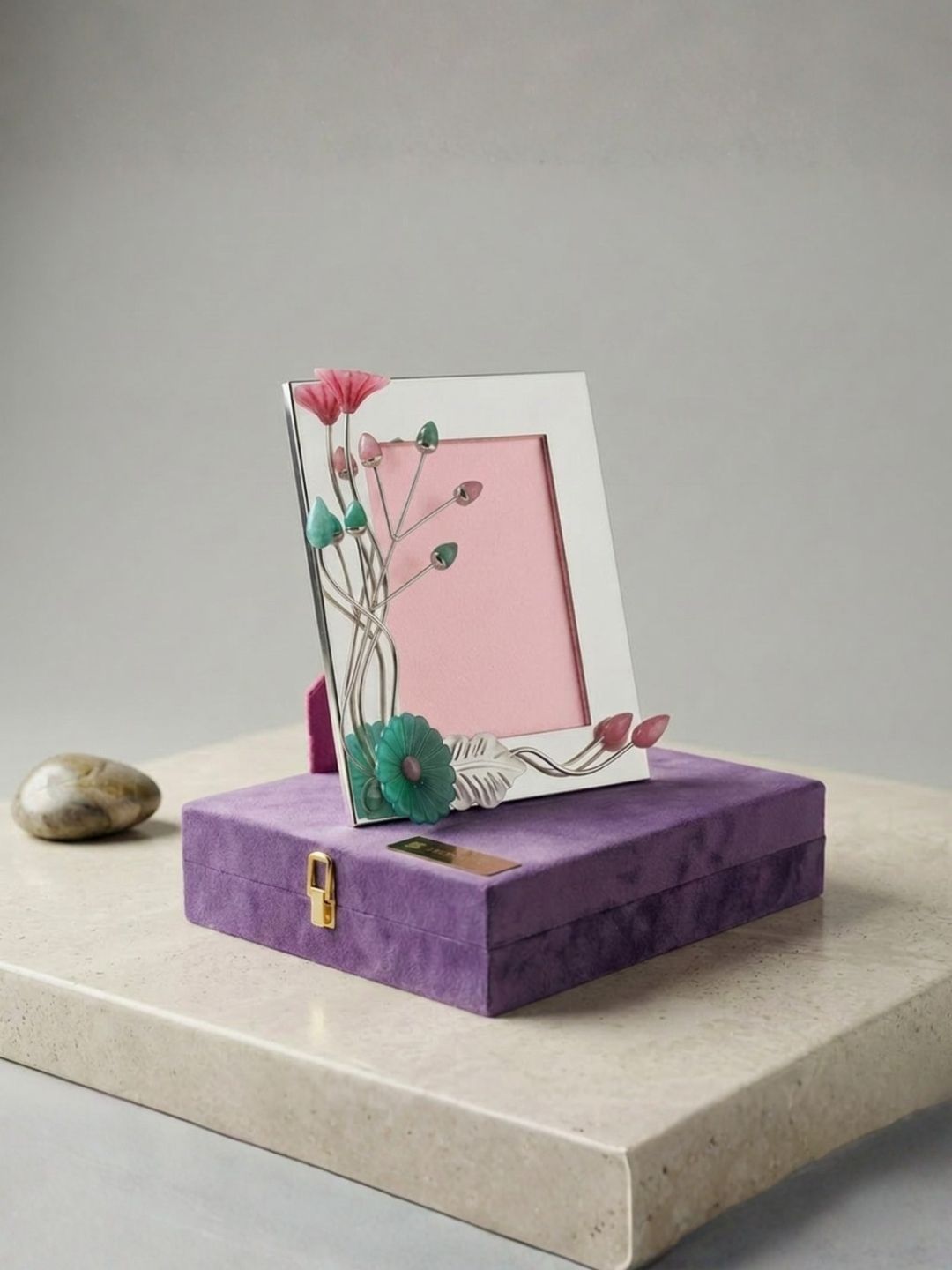 THE HOME CO. Pink & Teal Green Silver-Plated Photo Frame Gift Box-picture-33