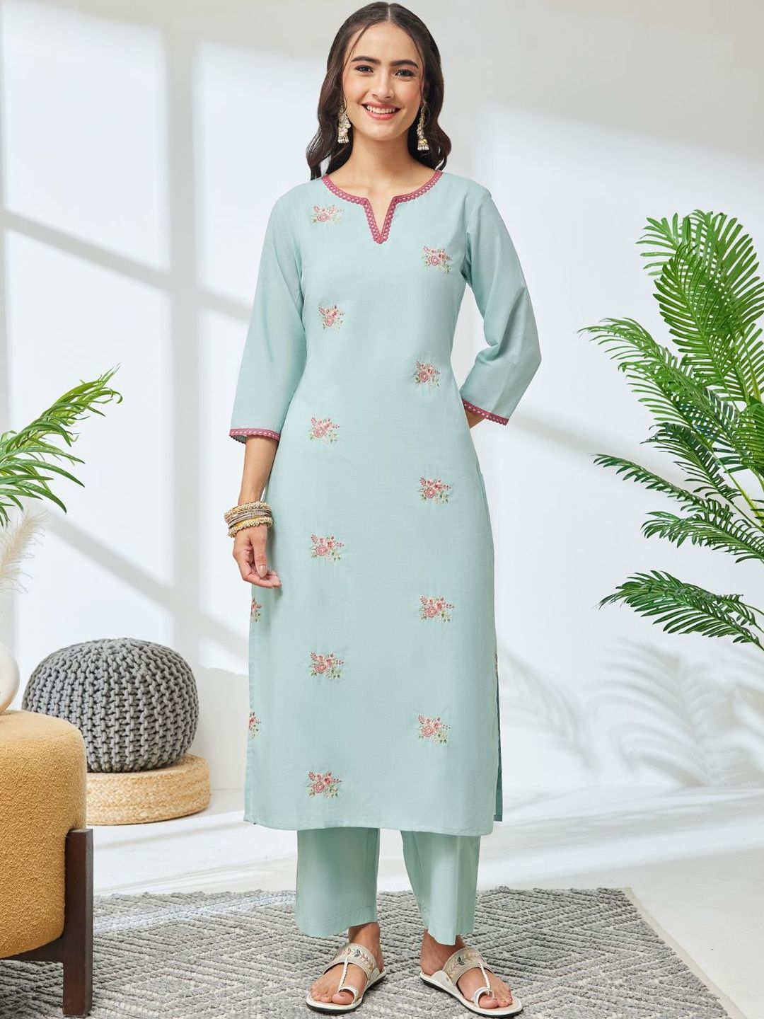 Janasya Women Floral Embroidered Regular Gotta Patti Pure Cotton Kurta with Trousers-picture-35