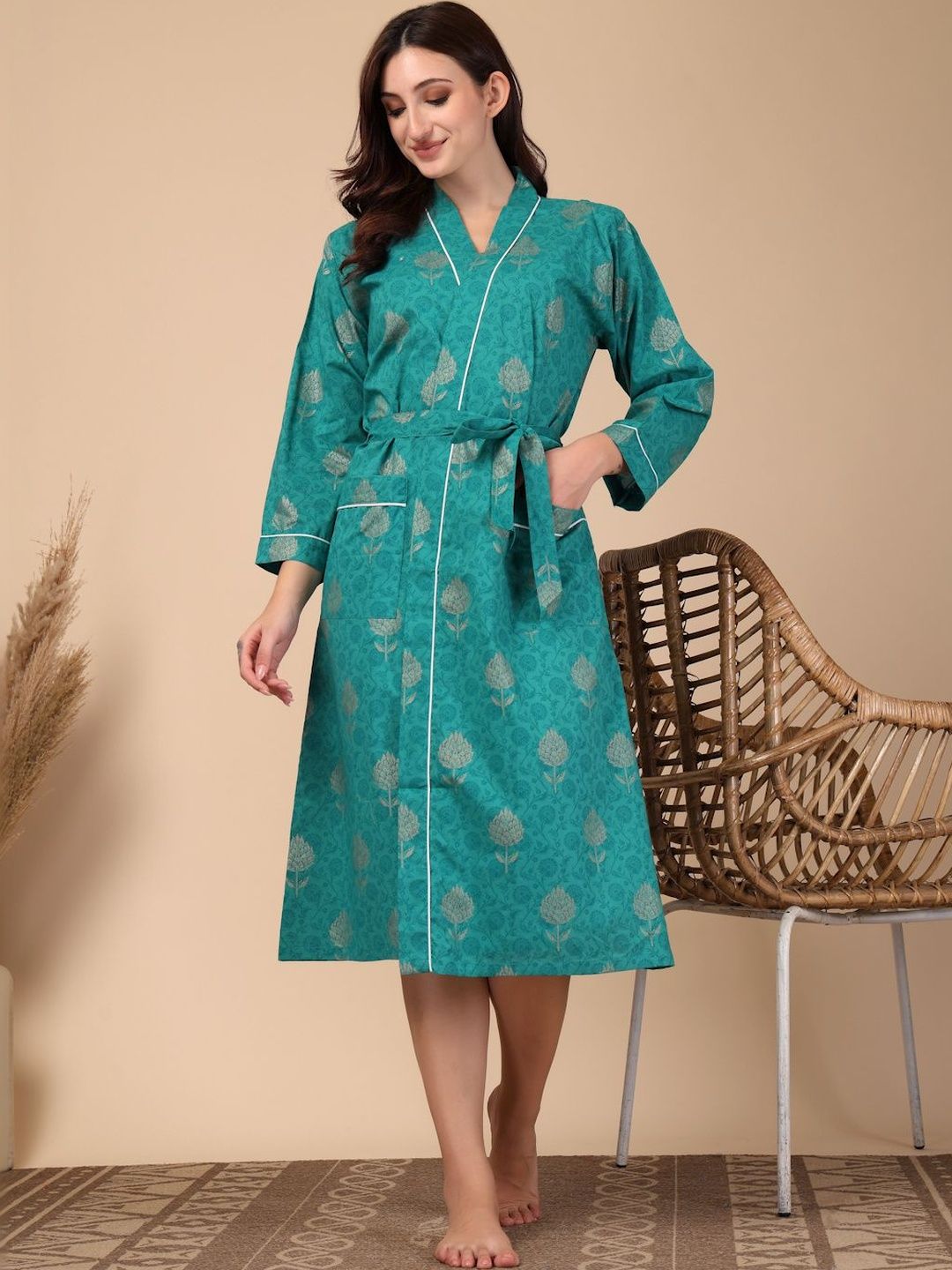 KLOTTHE Cotton Knee Length Bath Robe-picture-35