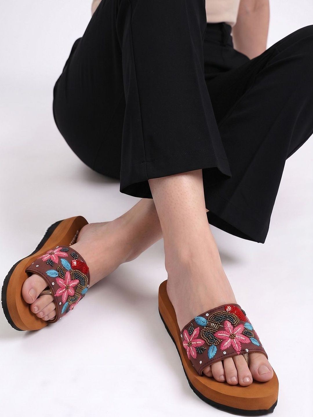 Denill Women Embellished One Toe Flats with Embroidered-image-35