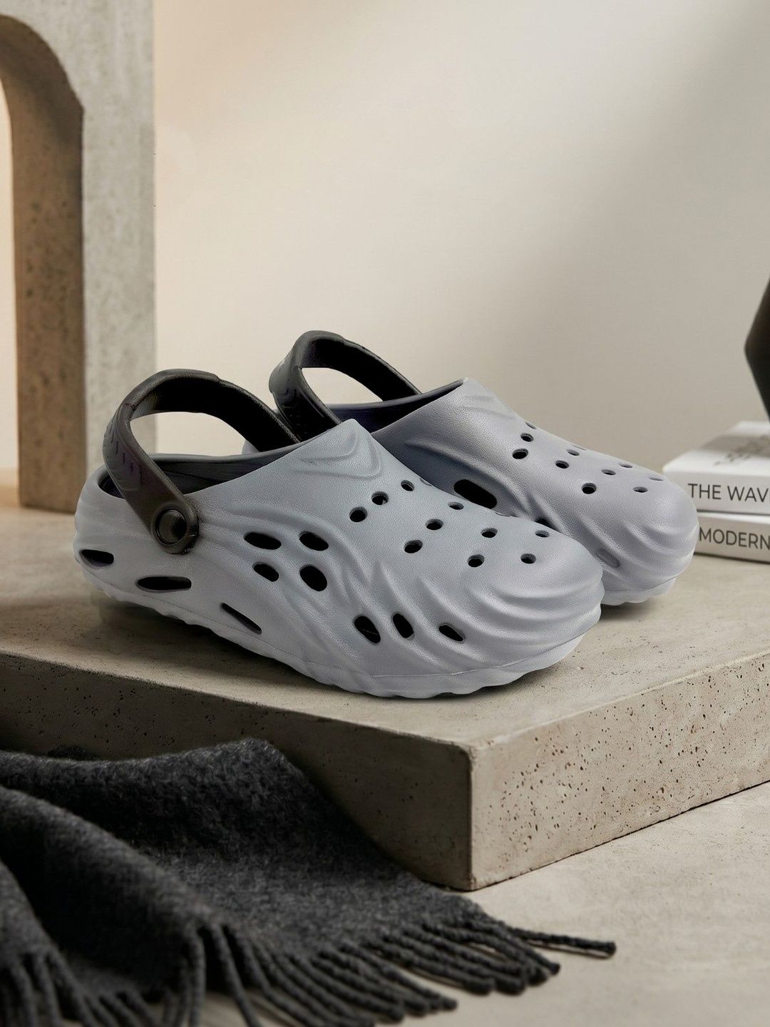 PENNEN Men Clogs Sandals-picture-35