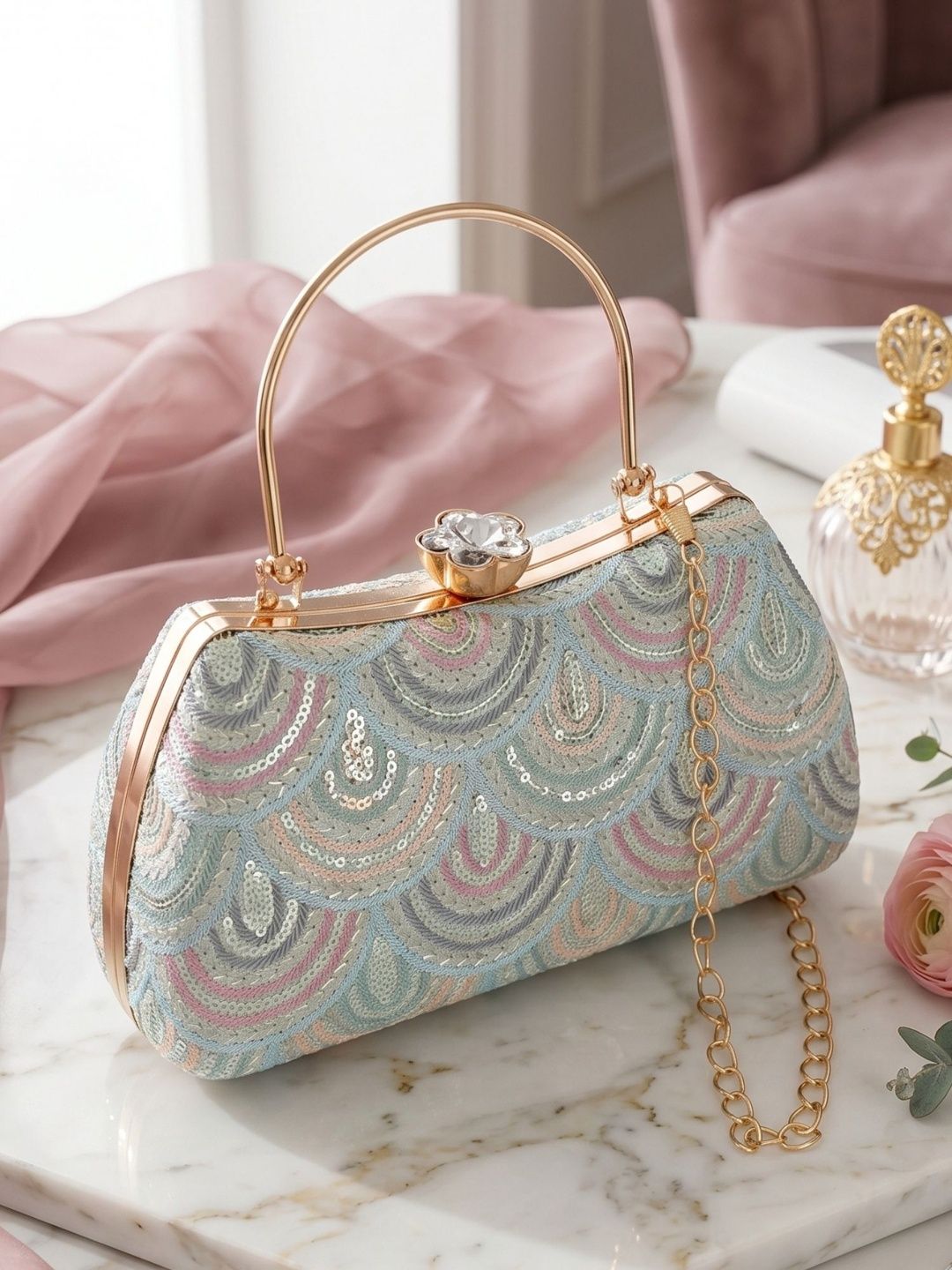 OSTY Embroidered Embellished Box Clutch-picture-20