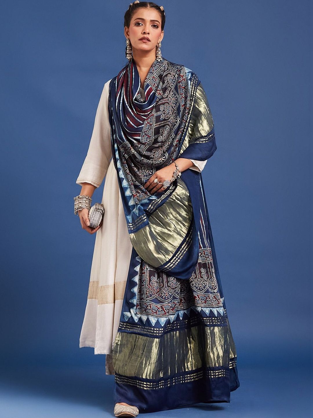 Taavi Ethnic Motifs Printed Batik Dupatta-picture-14