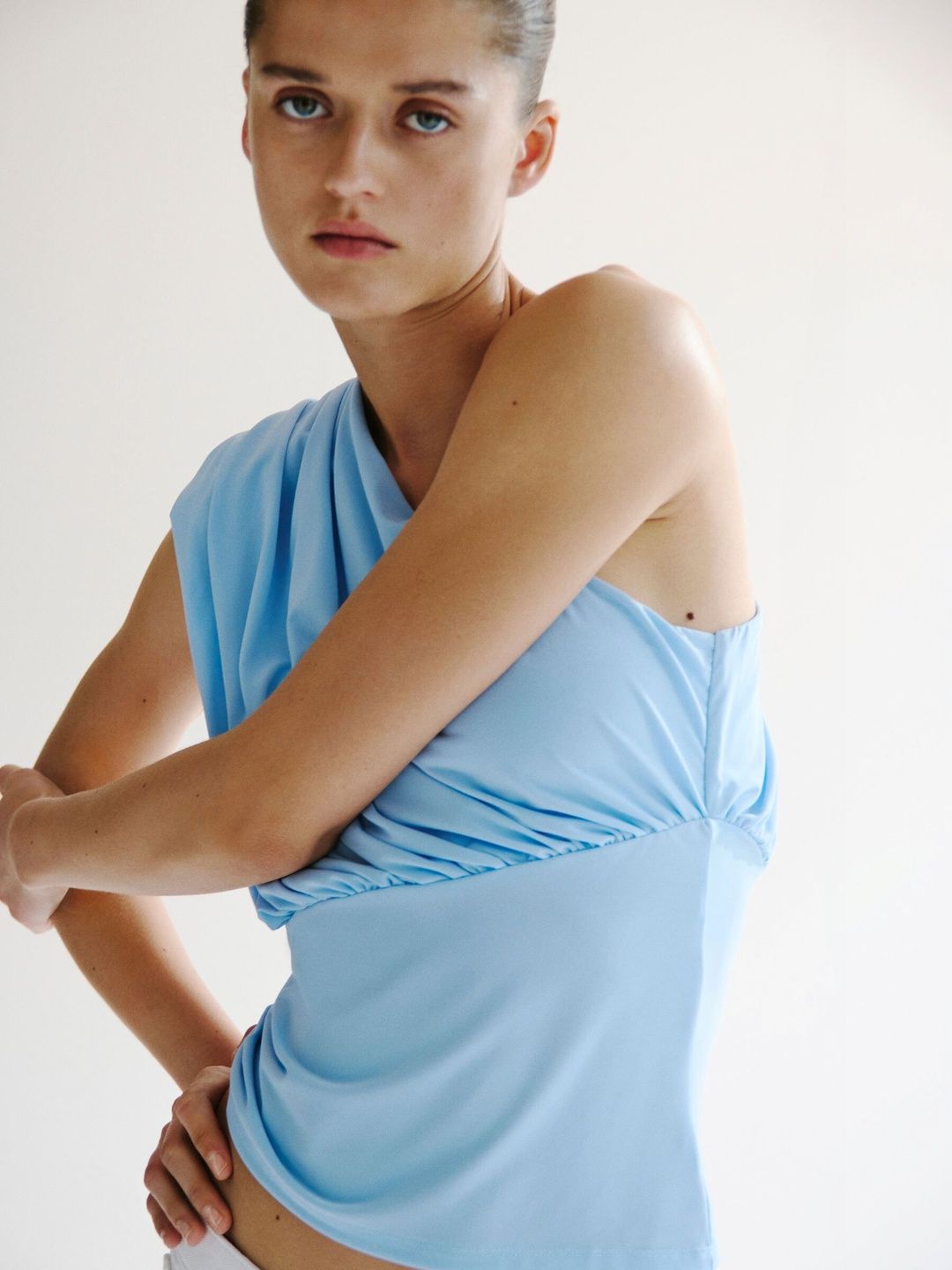 H&M One Shoulder Top-picture-24
