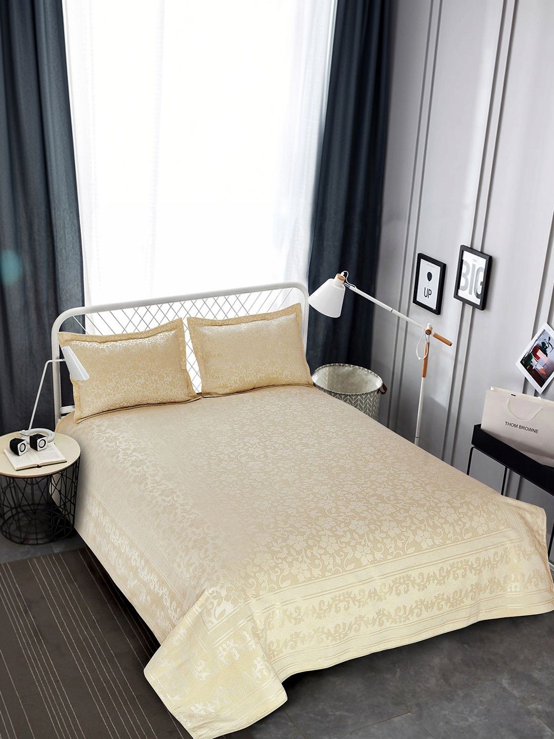 Victor Off-White Printed Double Queen Bed Covers-image-21