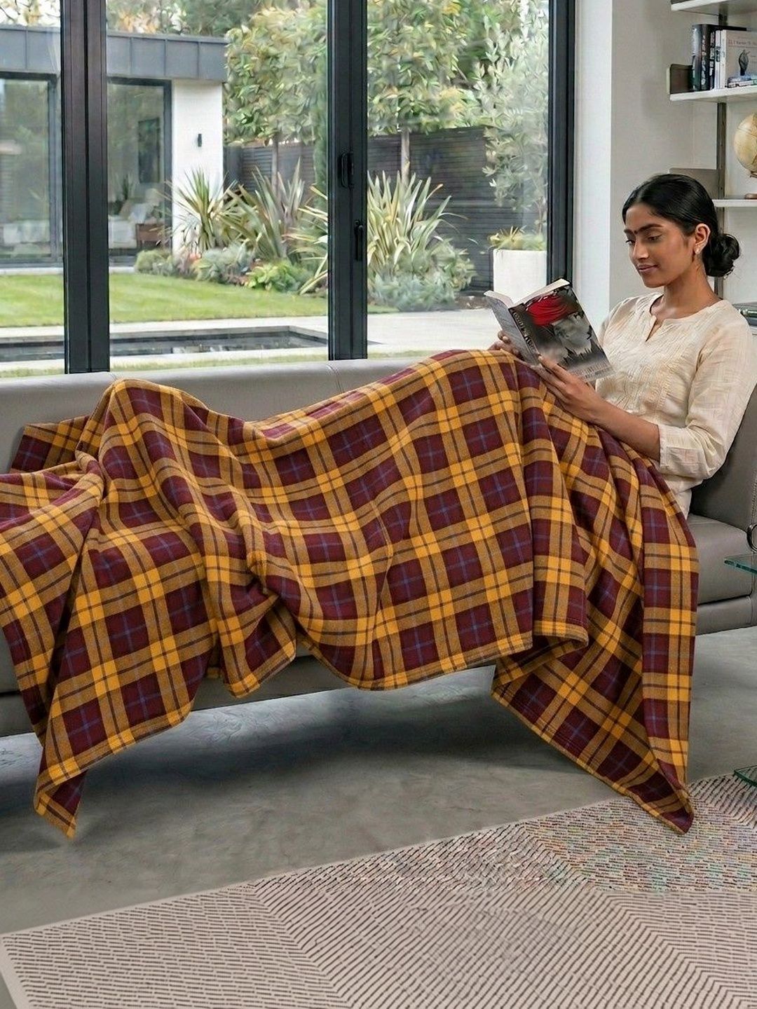 Hornbill Enterprises Yellow Checked 300 GSM Blanket-image-11