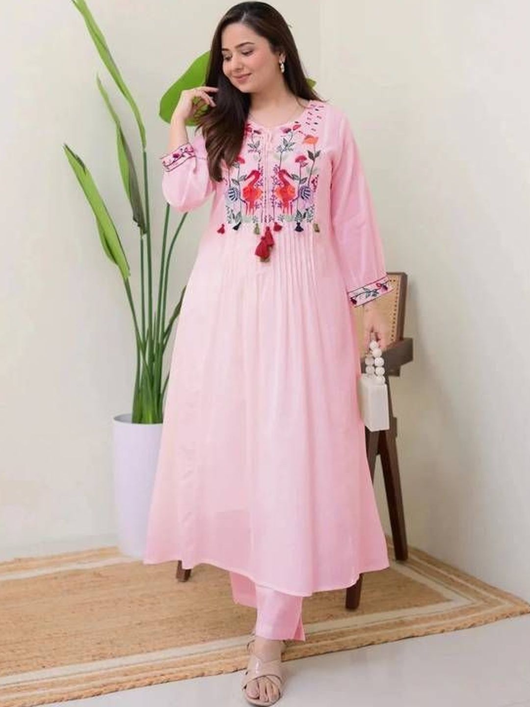 Sangria Women Floral Embroidered Regular Thread Work Pure Cotton Kurta with Trousers-picture-20
