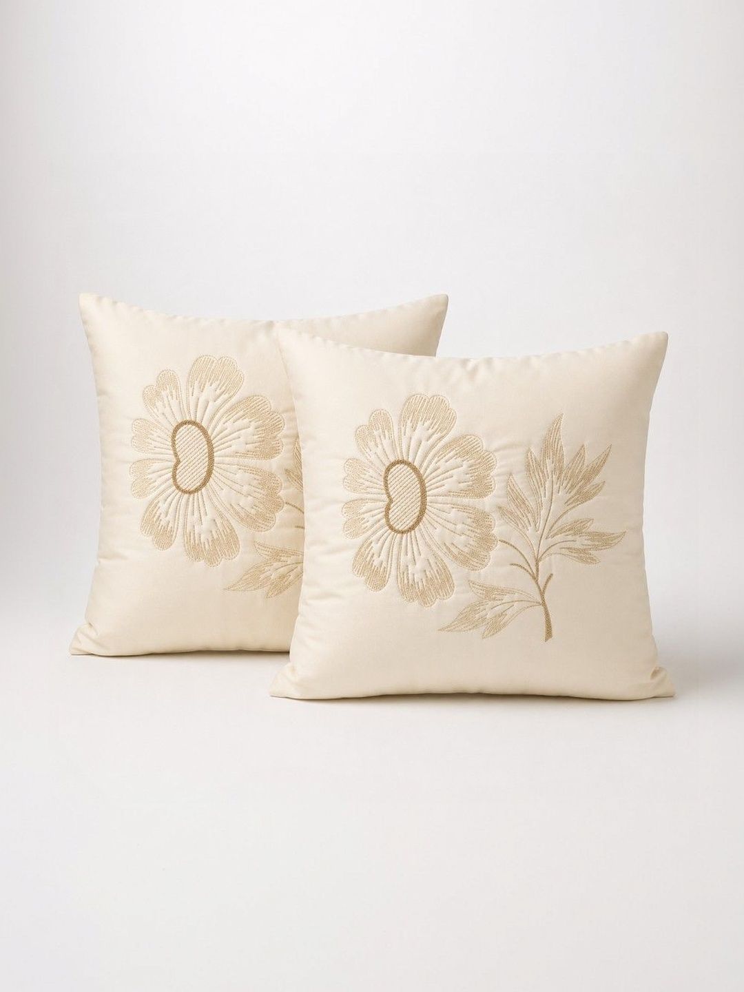 VORNEXA Cream-Coloured Set of 2 Floral Velvet Square Cushion Covers-picture-31