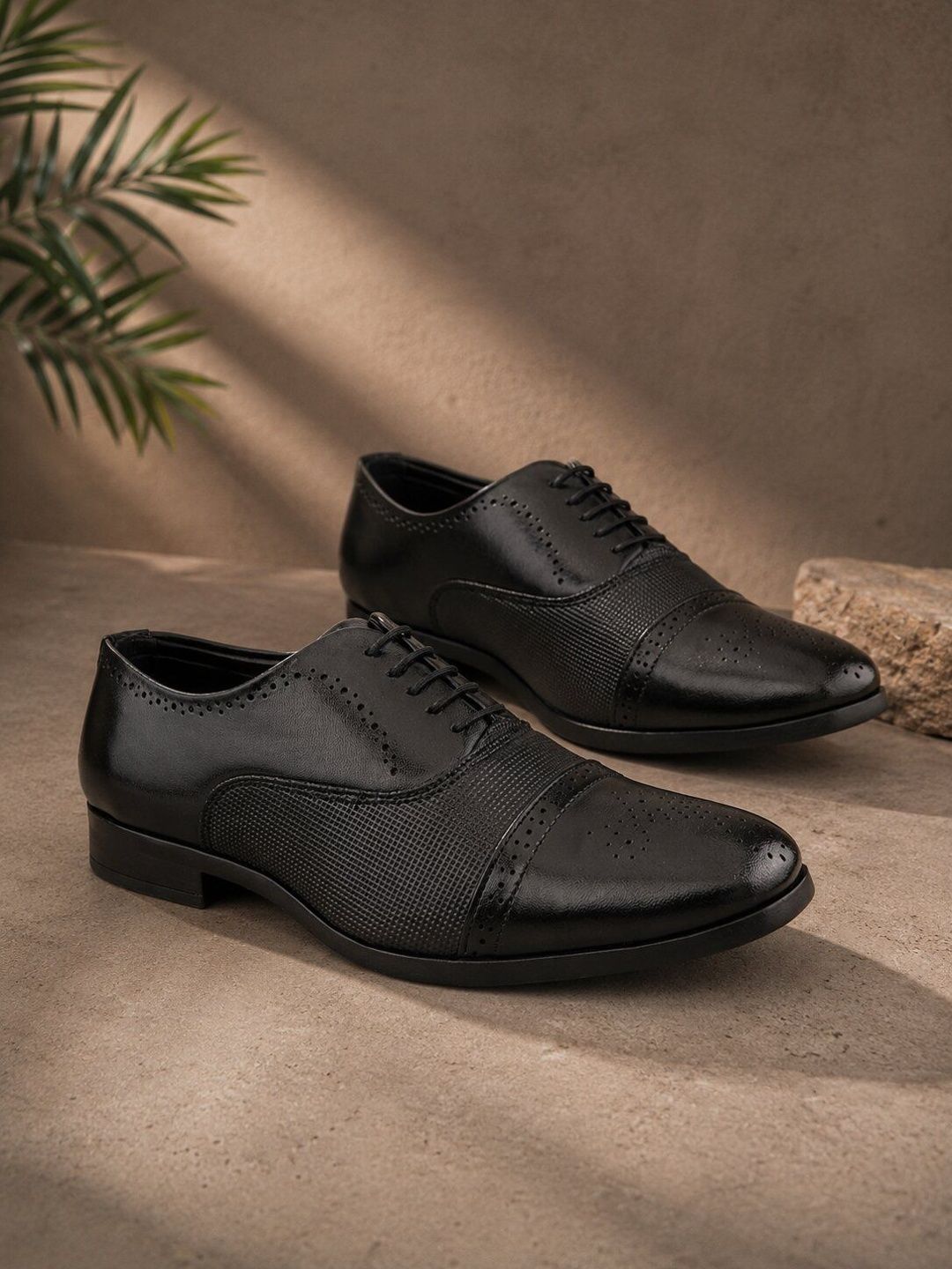 Invictus Men Black Textured Synthetic Leather Formal Lace Up Oxfords Shoes-image-47