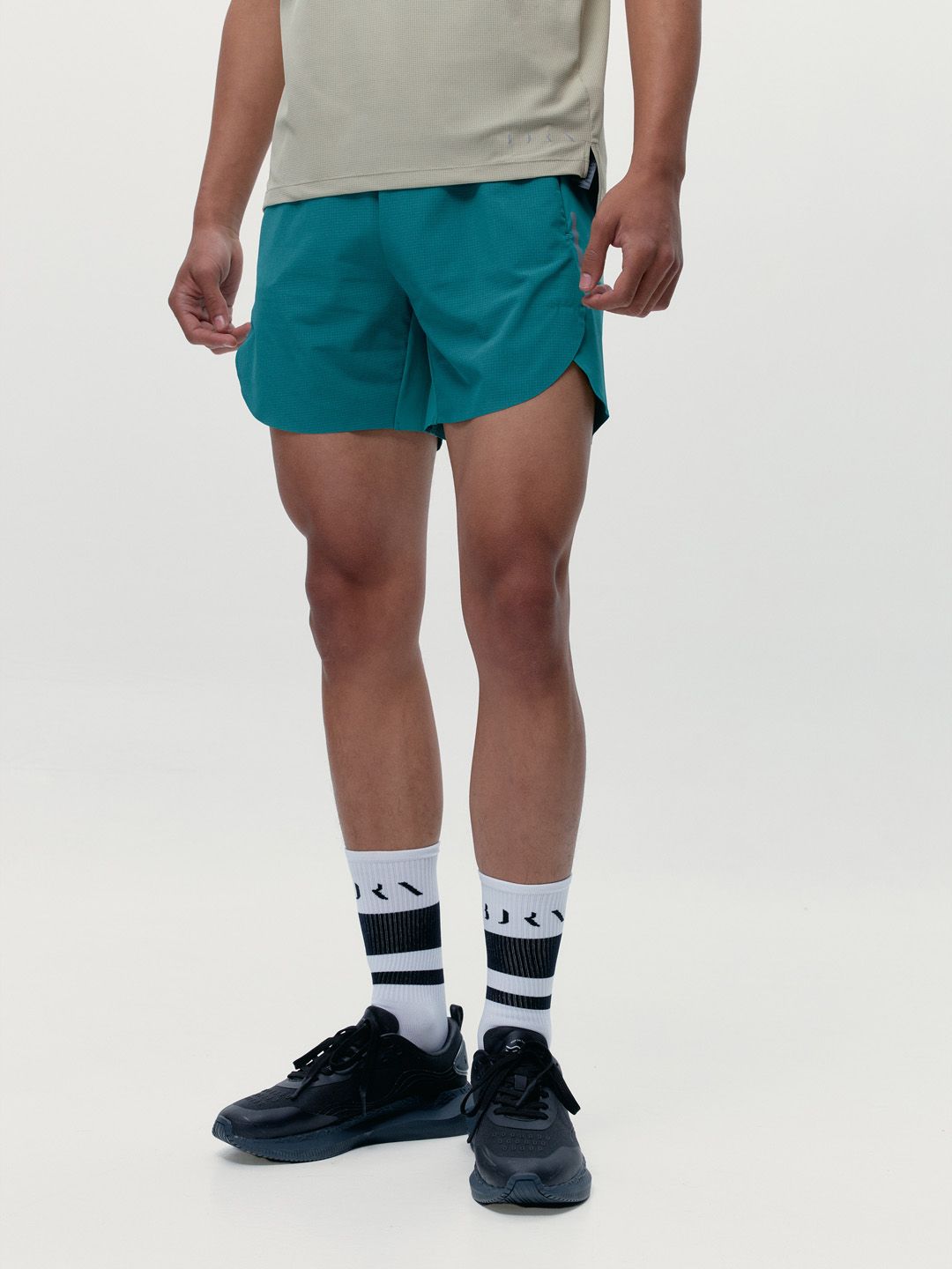 BORN Men Sports Shorts-picture-30