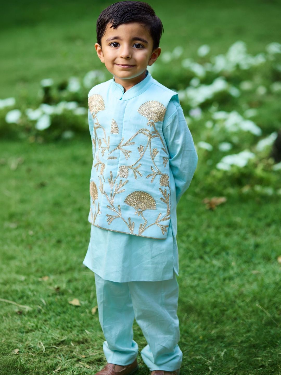 Fayon Kids Boys Ethnic Motifs Regular Thread Work Kurta with Pyjamas-image-46