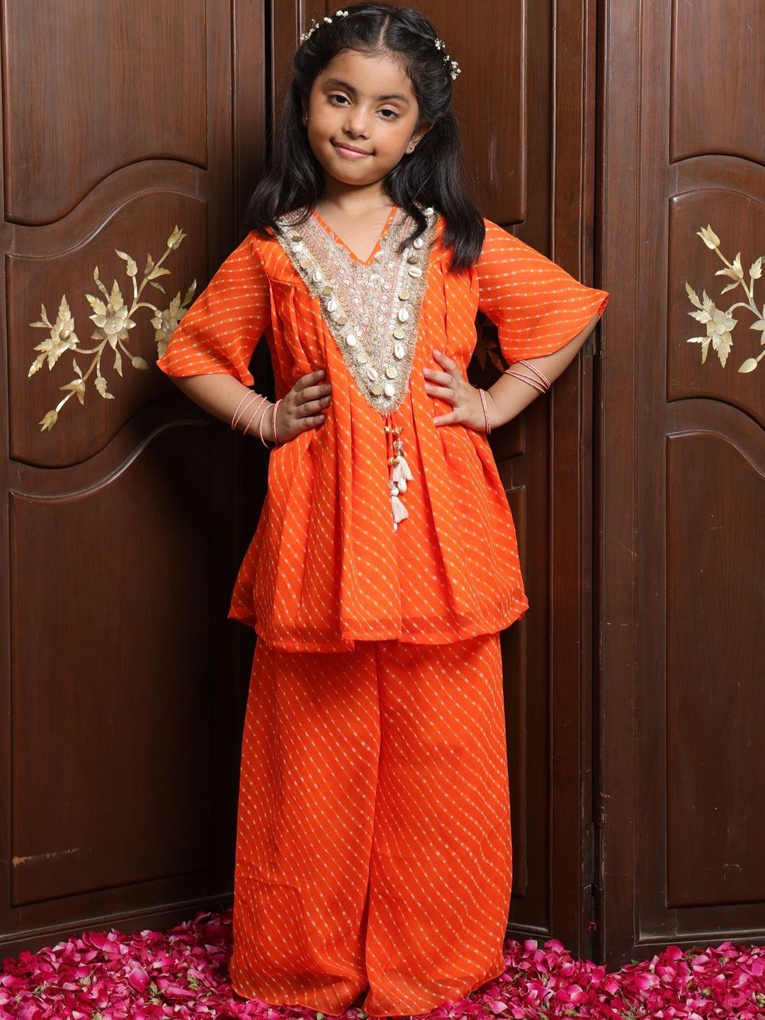 Fayon Kids Girls Ethnic Motifs Printed Regular Thread Work Kurta with Palazzos-picture-11