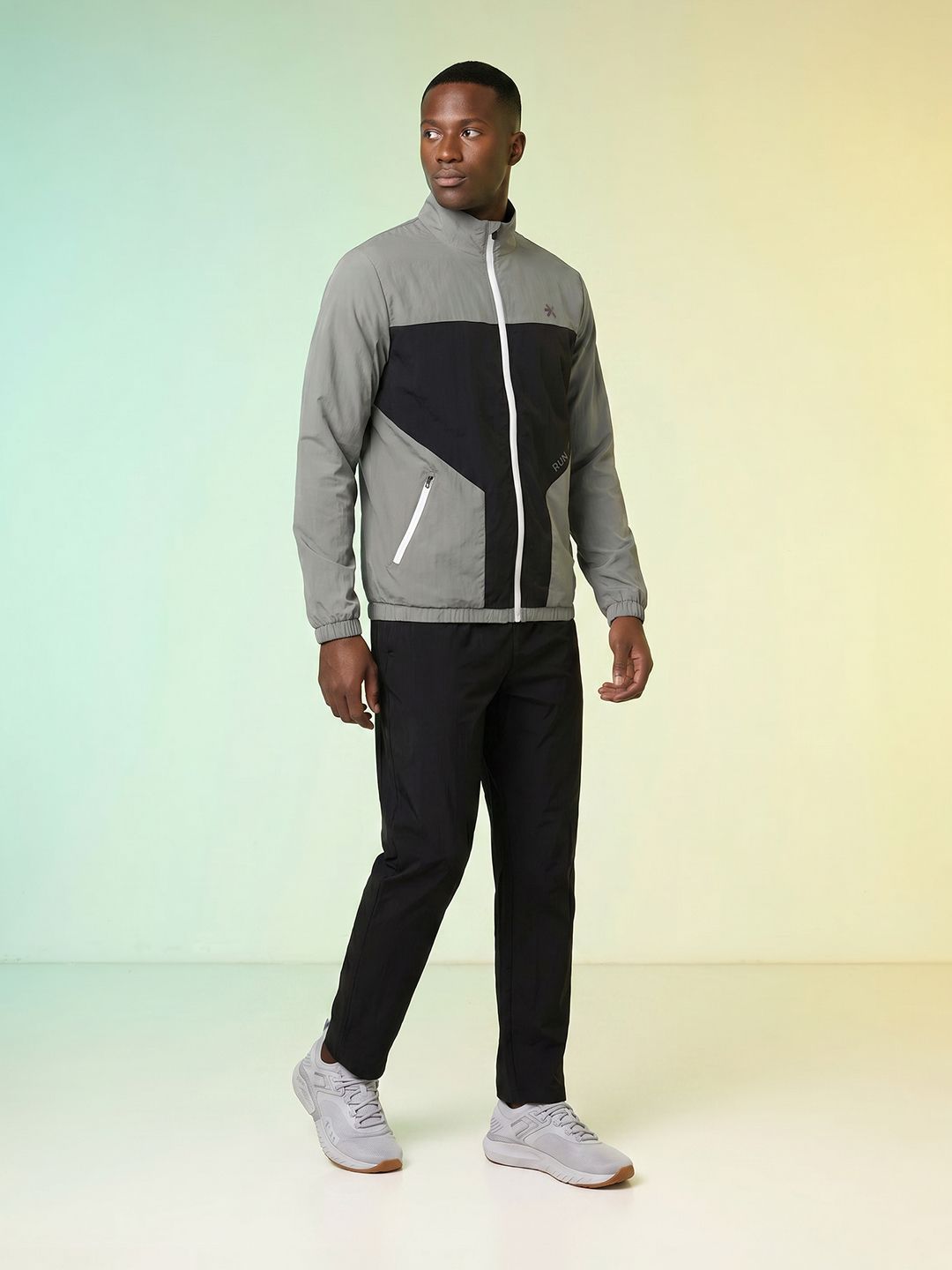 HRX by Hrithik Roshan Colourblocked Mock Collar Tracksuits-picture-15
