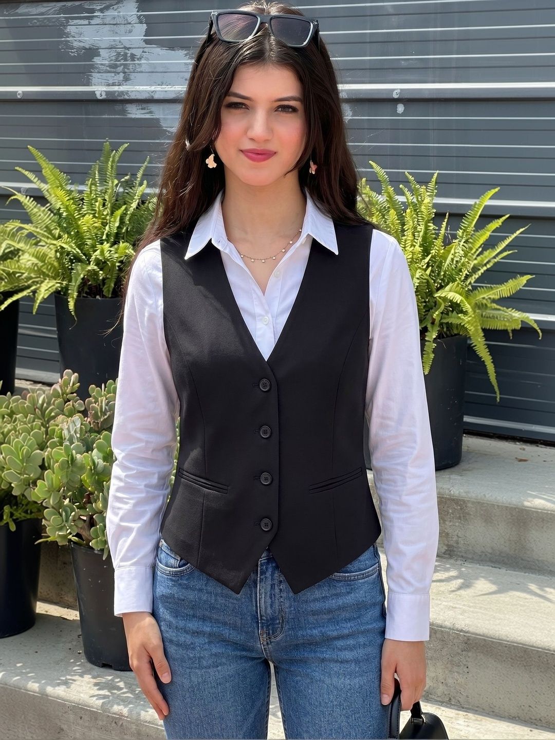 THE CLASSIC TOGS V-Neck Woven Formal Waistcoat-picture-33