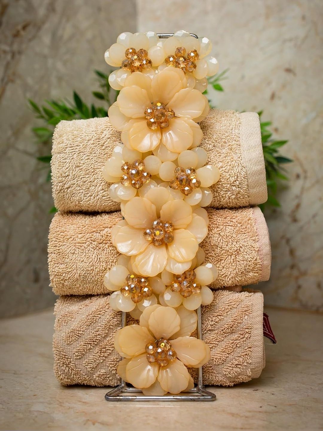 PRET HOMES Cream-Coloured Floral Stainless Steel Towel Holder-picture-12