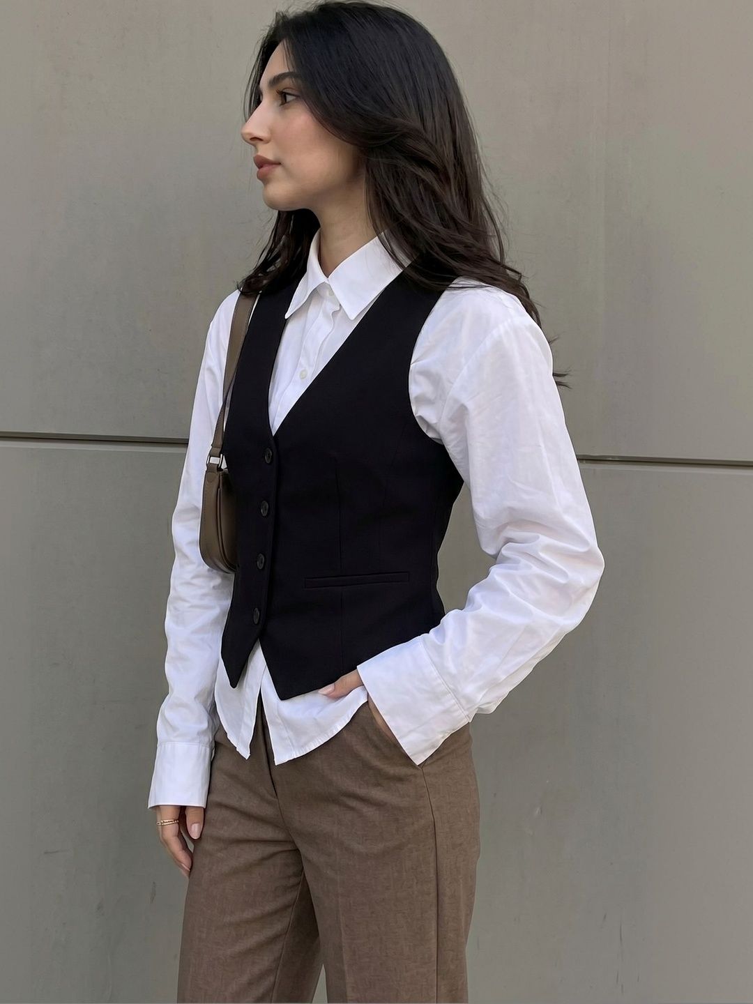 THE CLASSIC TOGS V-Neck Woven Casual Waistcoat-picture-29