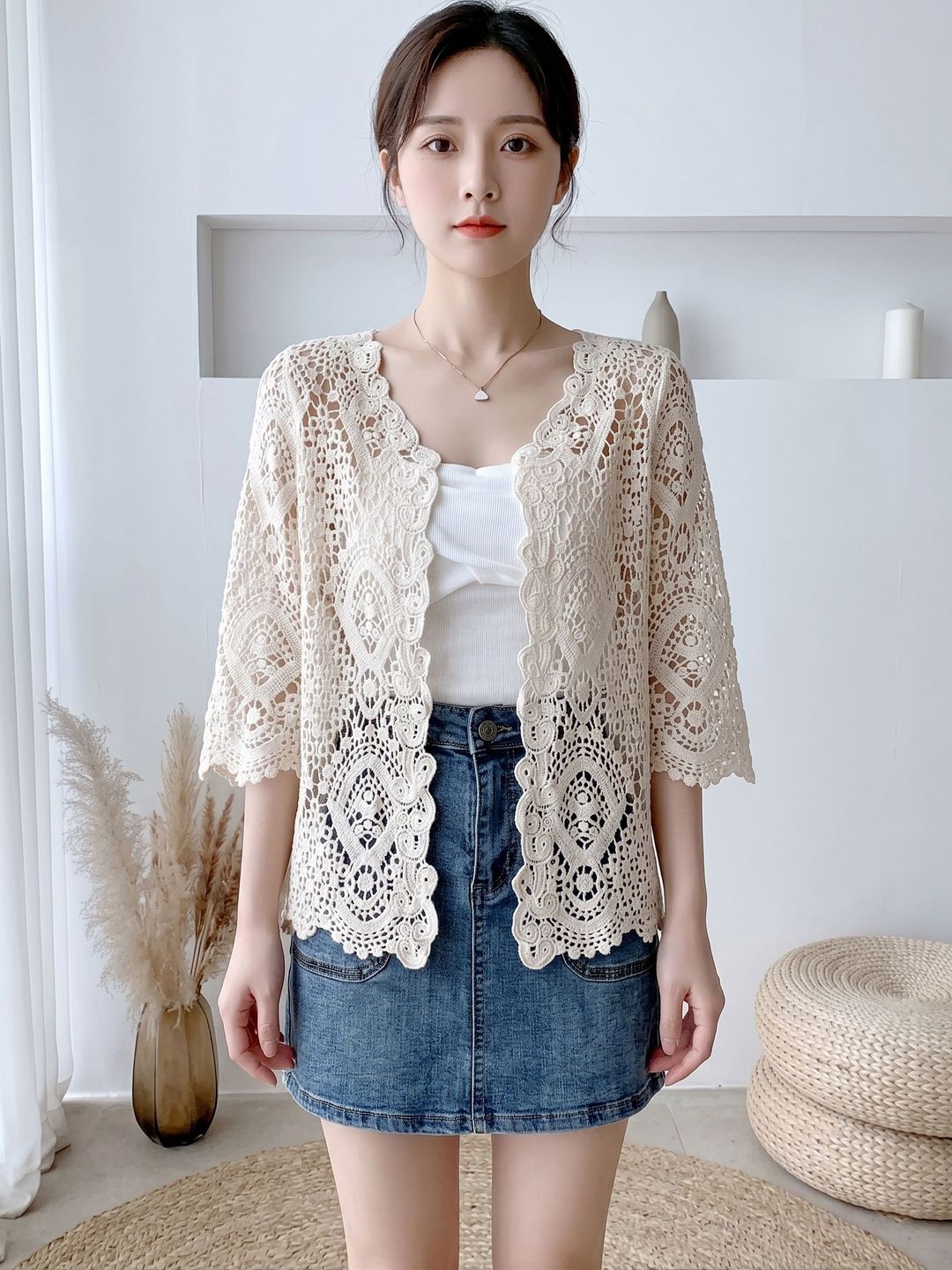 Suo Women Embroidered Shrug-picture-26